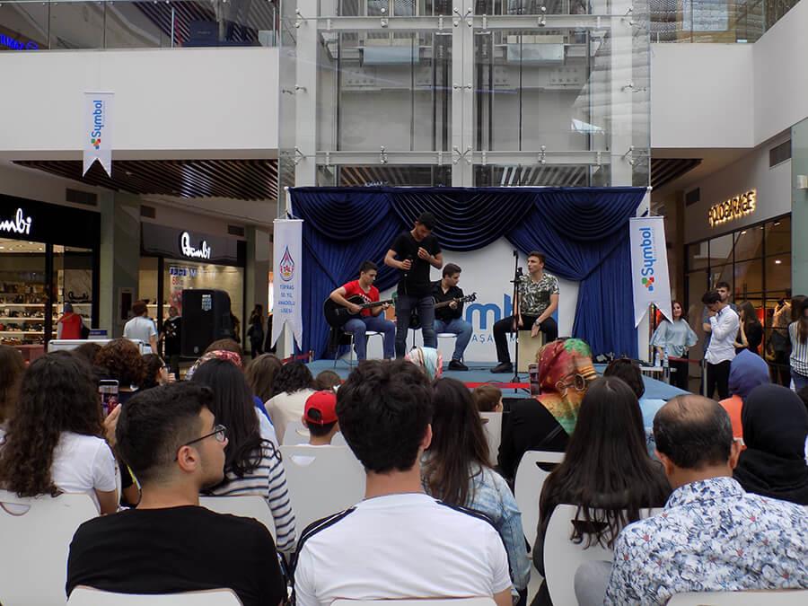 Etkinlikler - Tüpraş 50. Yıl Anadolu Lisesi Öğrencileri Yeteneklerini Symbol'de Sergiliyor